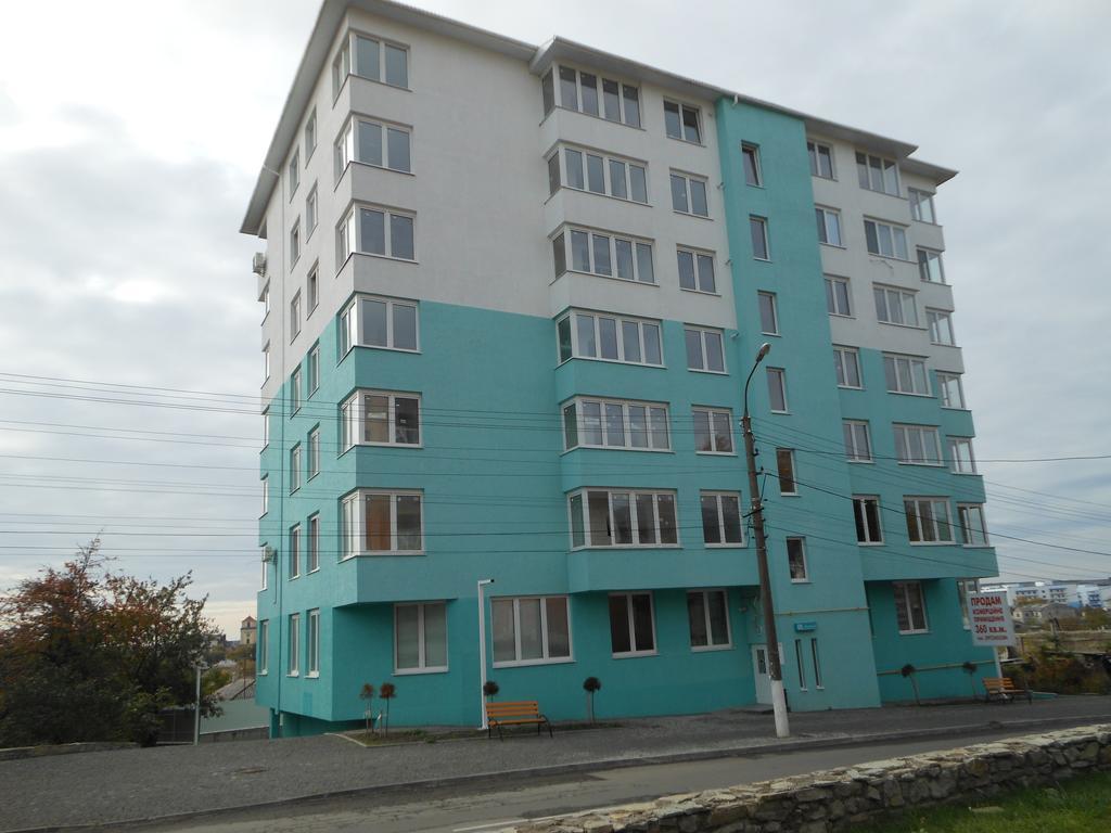 Rooms With Fortetsya View 2 Kamianets-Podilskyi Exterior photo